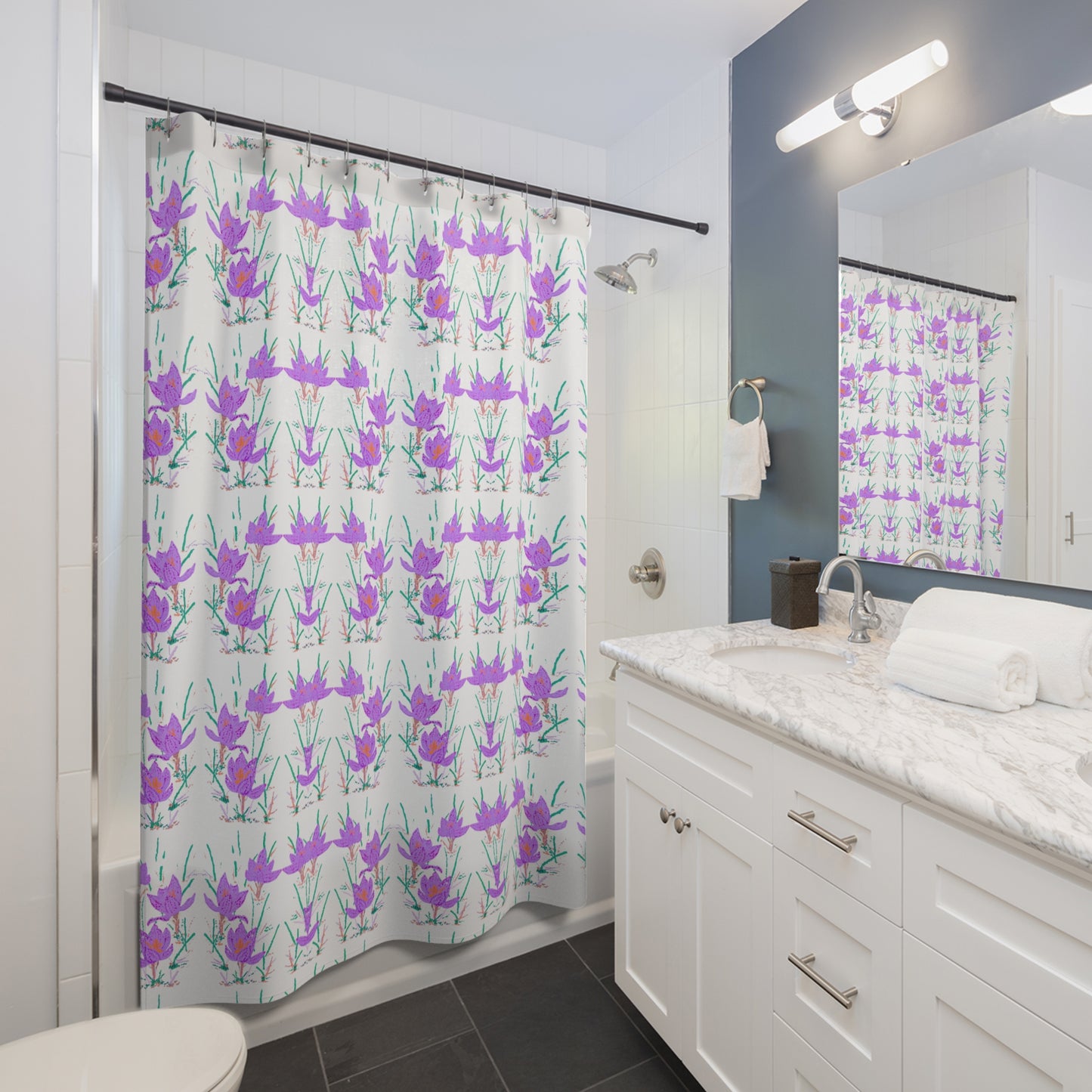 Crocus Flower Shower Curtain, Cute Beautiful Printed Nature Bathroom Curtain