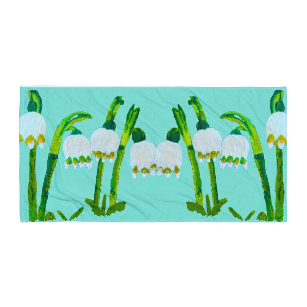 Snowflake floral bath towel,fall towels,housewares,decor,beach towels,kids bath towels,premium towels,botanical towels,nature lovers gift