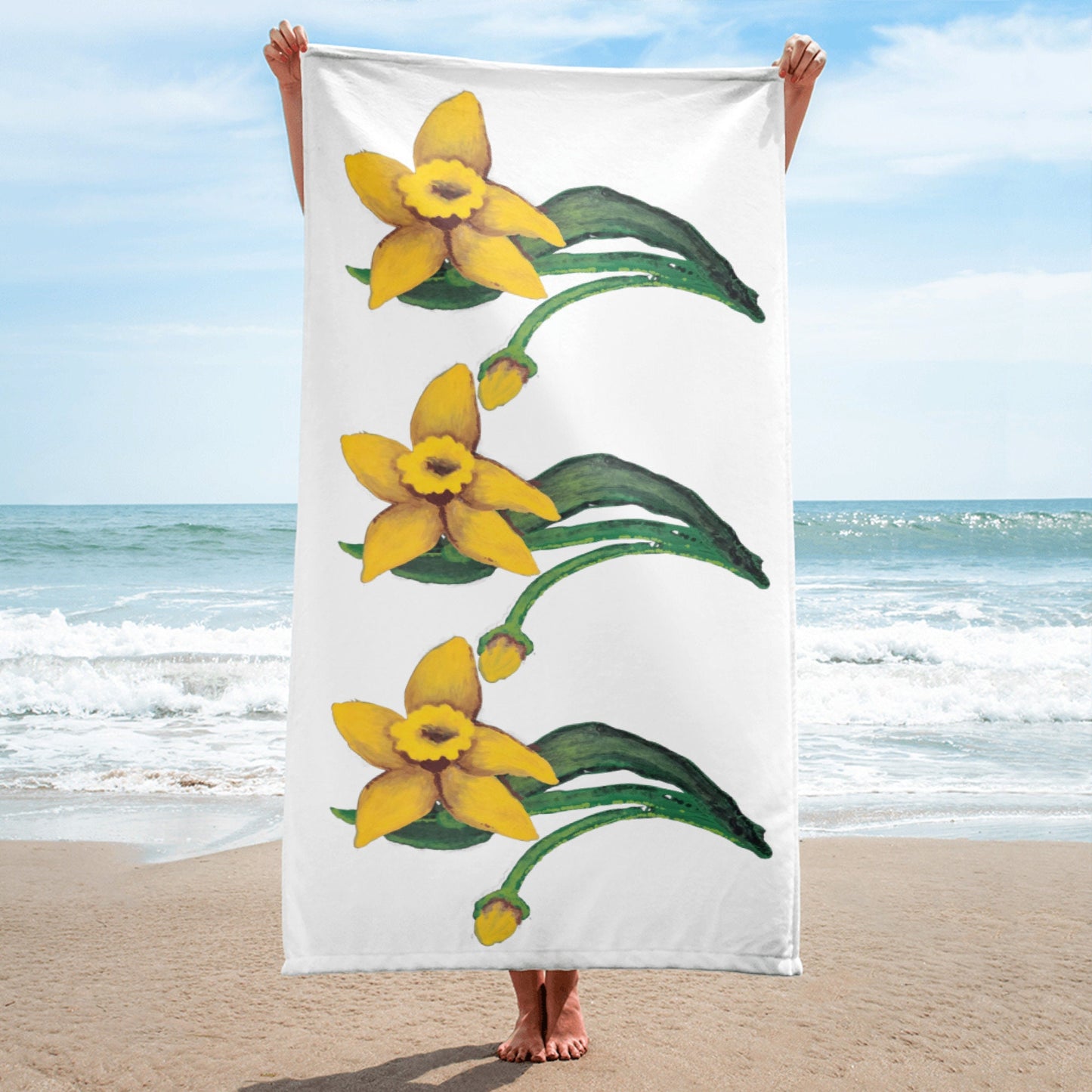 Daffodil Towel,fall towels,housewares,decor,floral towels,guest towels,beach towels,kids bath towels,floral decor,yellow flowers