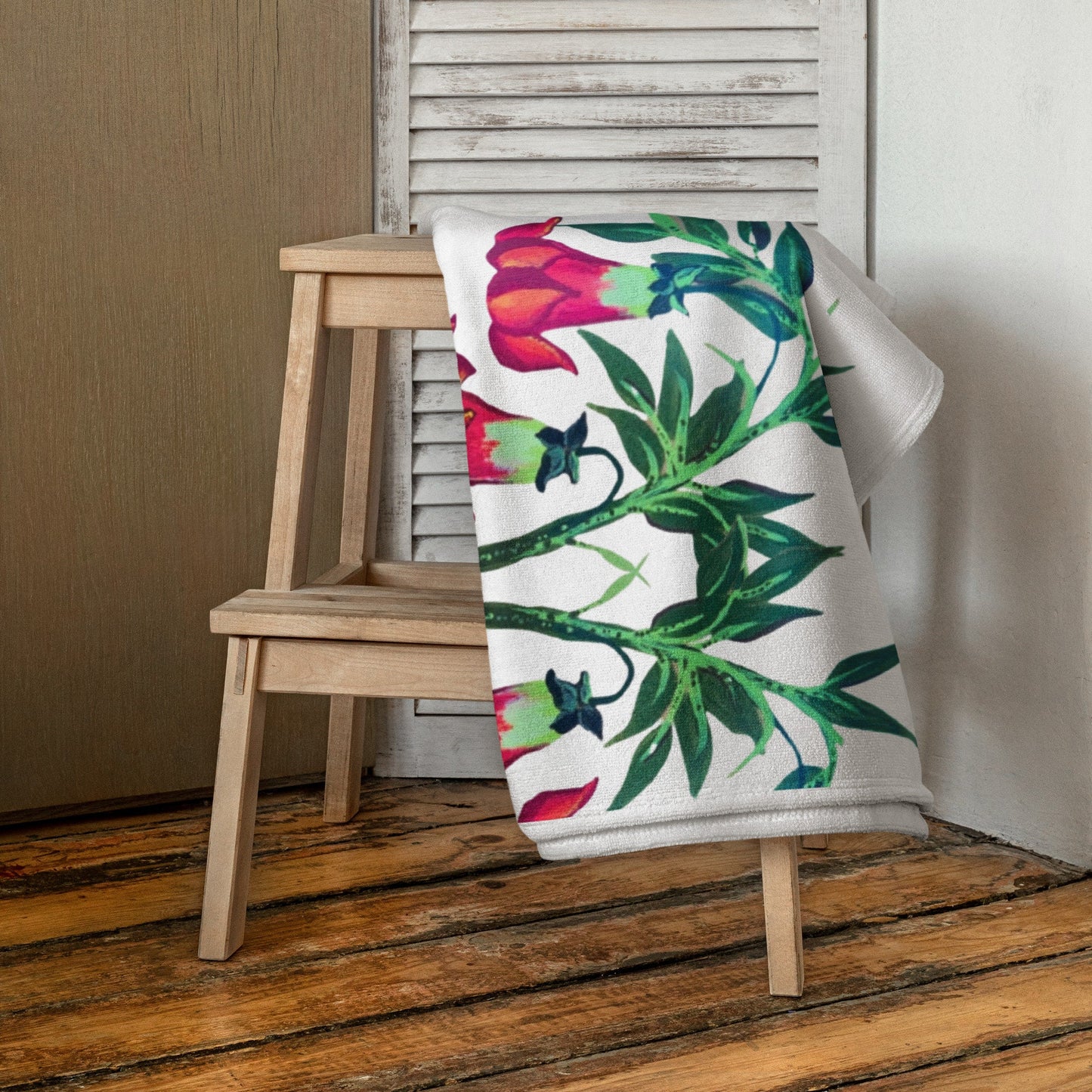 Trumpet floral towel,bath towel,botanical towel,housewares,decor,pool towel,guest towel,beach towels,kids bath towel,gym towel,vintage towel