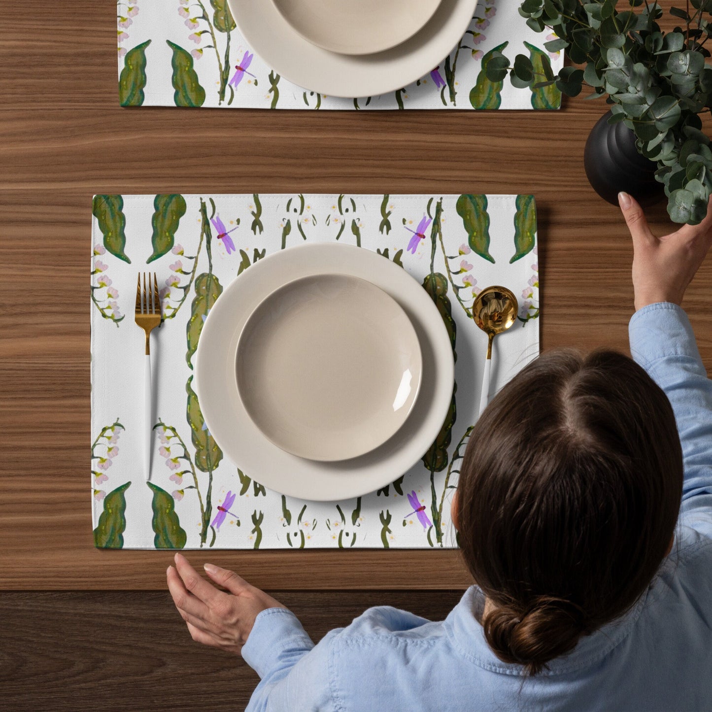 Botanical Dragonfly Placemat Set of 4, Spring Floral Wedding Placemats, Water Resistant Activity Placemats