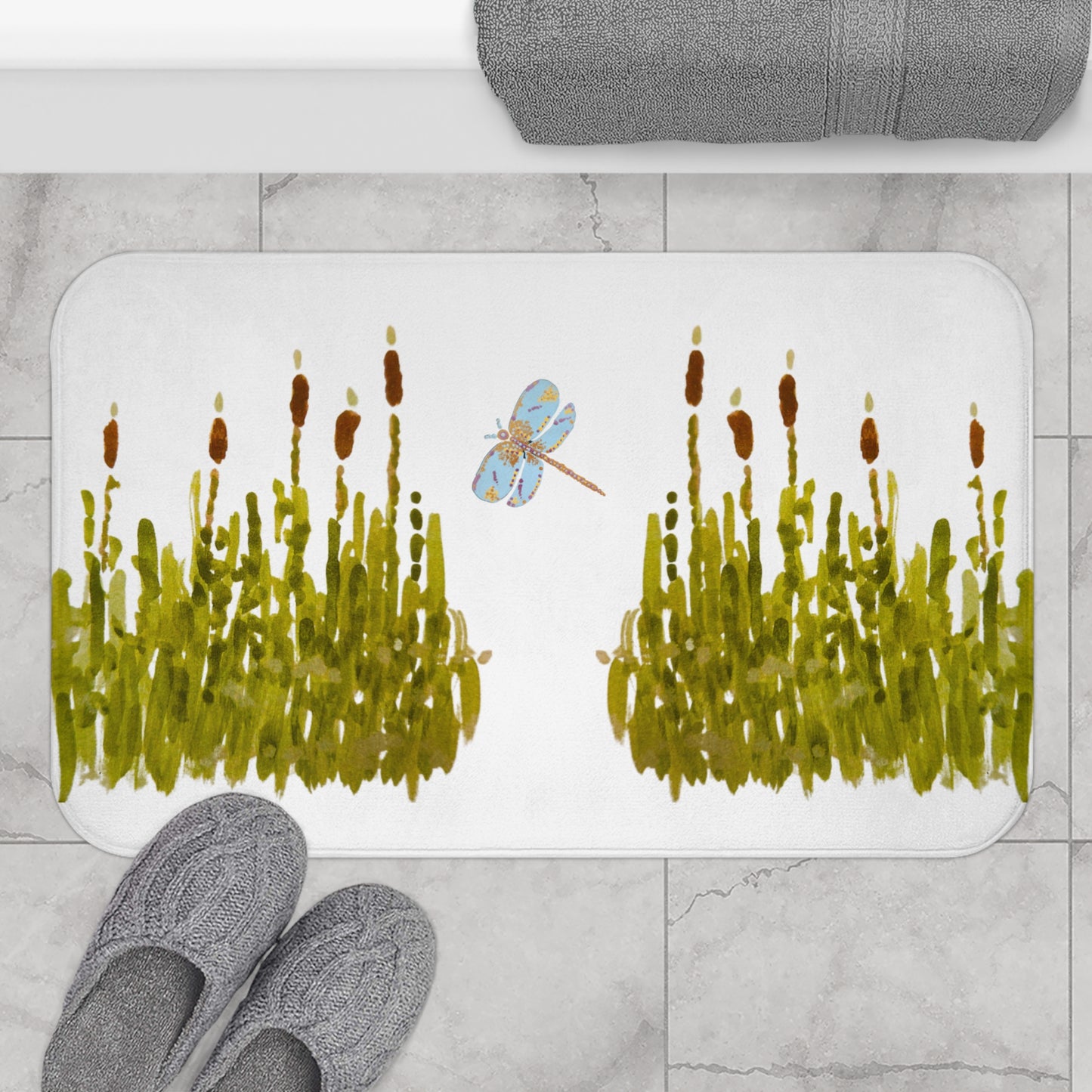 Cattails and Dragonflies Shower Mat, Decorative Floral Accent Rug, Nature Inspired Bathroom Decor, Spring Bathroom Refresh Gift