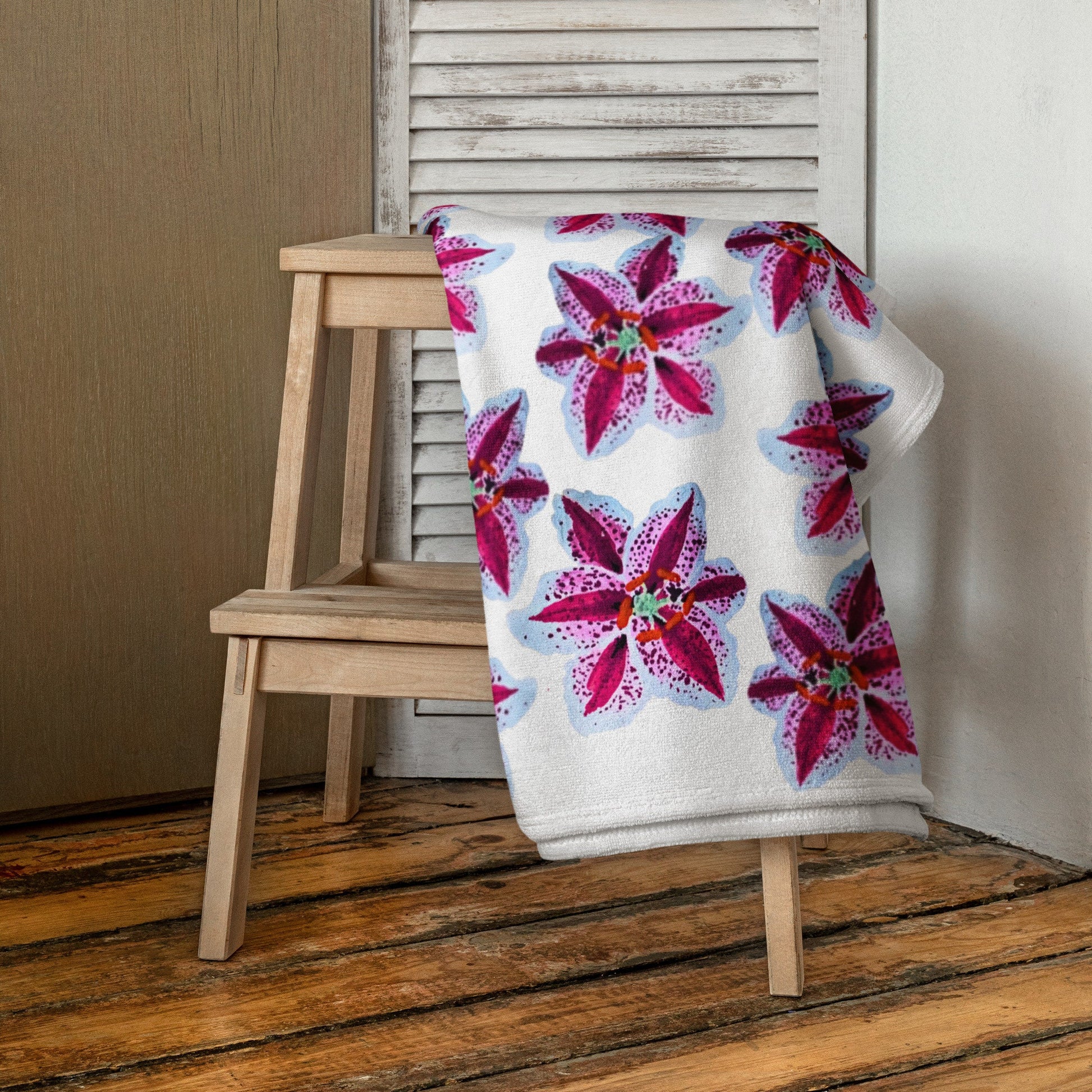 Tiger lily floral towel,bath towel,botanical towel,housewares,decor,pool towel,beach towels,kids bath towel,guest towel,gym towel,fun towel