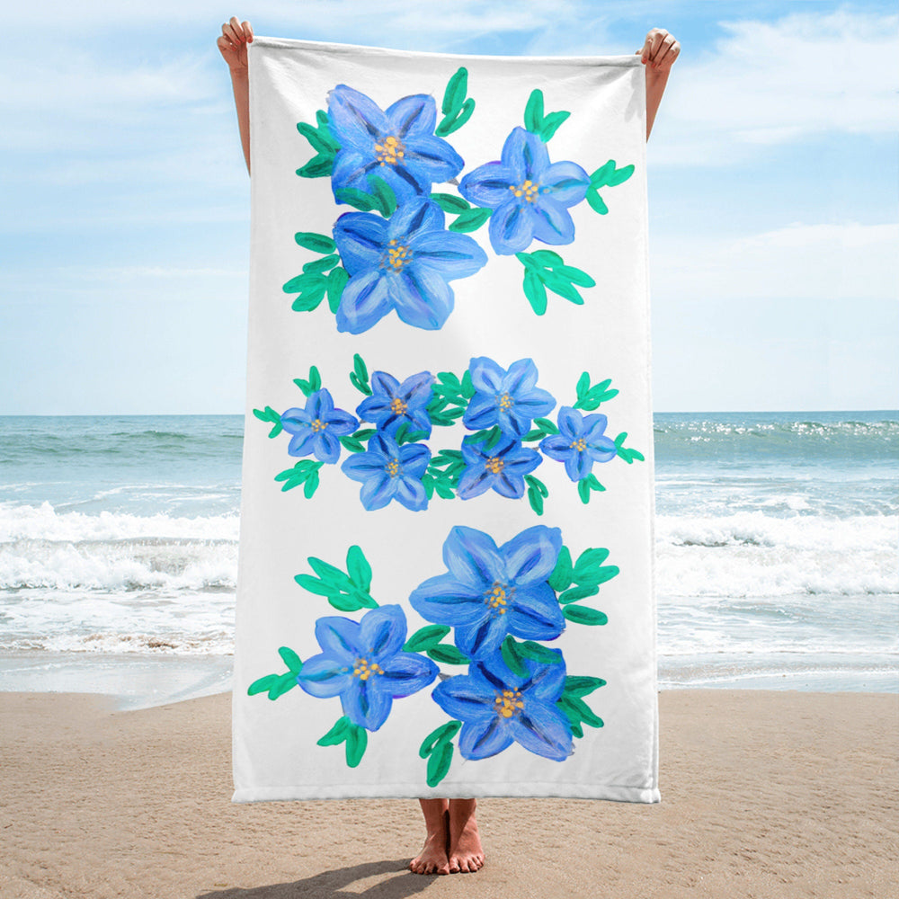 Blue floral towel,fall towels,bath towels,botanical towels,housewares,decor,kids bath towels,beach towels,guest towels,gym towels,pool towel