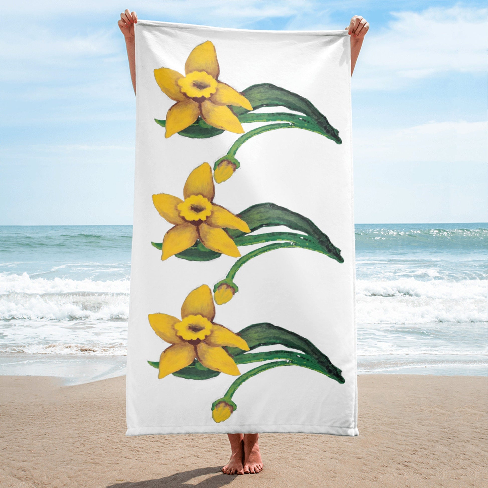 Daffodil Towel,fall towels,housewares,decor,floral towels,guest towels,beach towels,kids bath towels,floral decor,yellow flowers