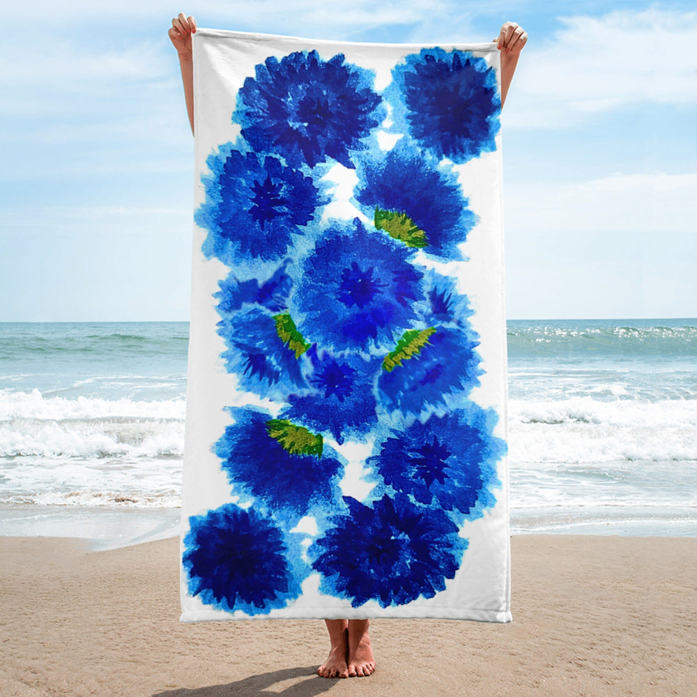 Blue Bachelors Button Towel,fall towel,bath towel,botanical towel,housewares,decor,pool towel,guest towel,gym towel,kids bath towel