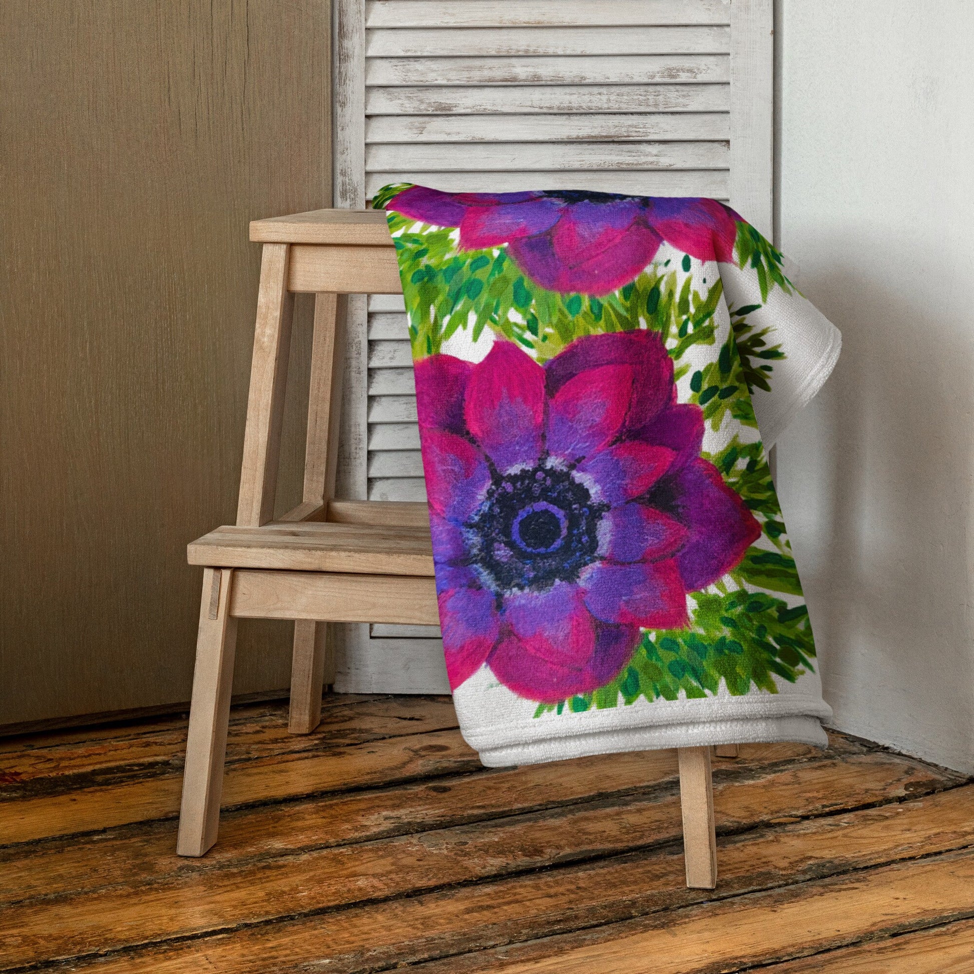 Pink floral beach towels,fall towels,housewares,decor,botanical towels,kids bath towels,premium towels,guest towels,colorful towels